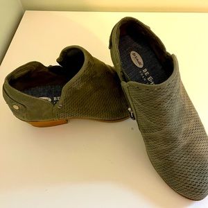 Dr Scholl’s ankle booties size 7